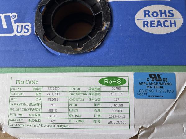 Flachbandkabel 10pol. 0,635 mm pitch AWG30  Gelb mit roter Markierung UL2678